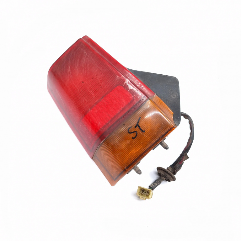 Lampa Stop Spate / Tripla Daewoo Tico (Kly3) 1995-2001 0.8 F8Cv Benzina Stanga 35204A78B00, E130018, E133520, 704A78B00