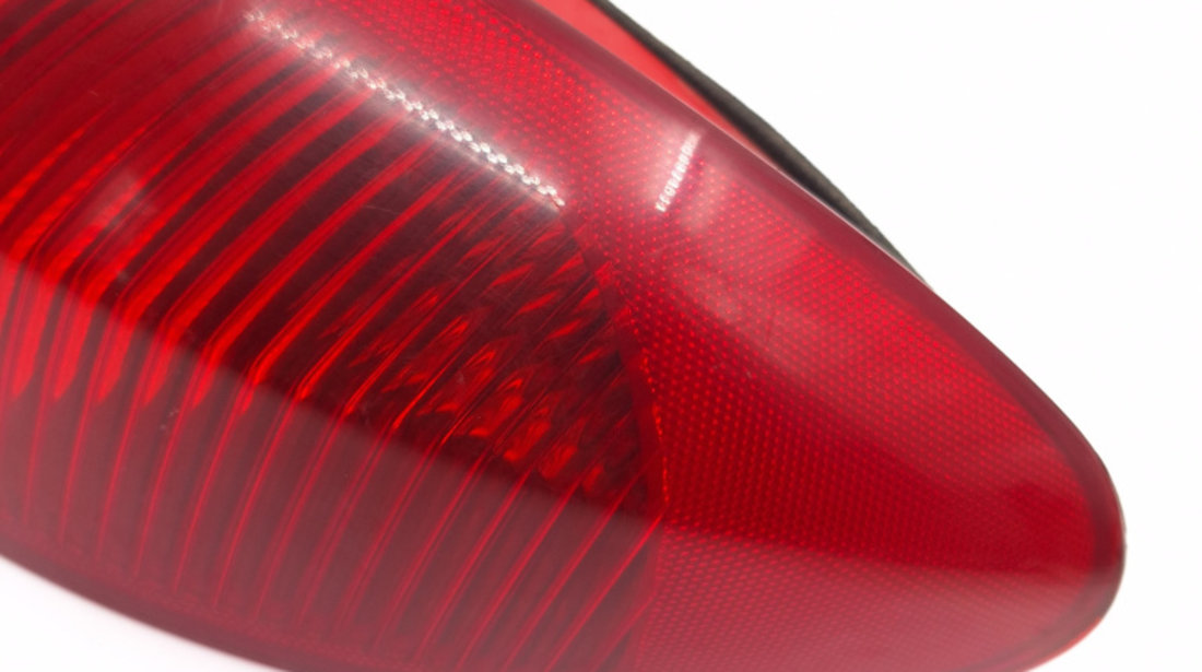 Lampa Stop Spate / Tripla Dreapta Alfa Romeo 147 (937) 2000 - 2010 03323010, 03 323 01 0, 46556347