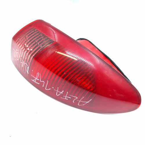Lampa Stop Spate / Tripla Dreapta Alfa Romeo 147 (937) 2000 - 2010 03323010, 03.323.01.0, 46556347