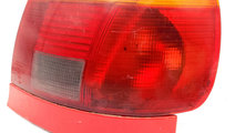 Lampa Stop Spate / Tripla Dreapta Audi A4 B5 (8D) ...