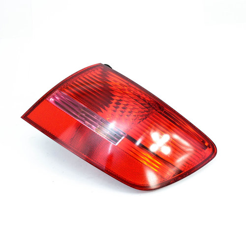 Lampa Stop Spate / Tripla Dreapta Audi A6 (4F, C6) 2004 - 2011 89036920, 89036915, 89037058