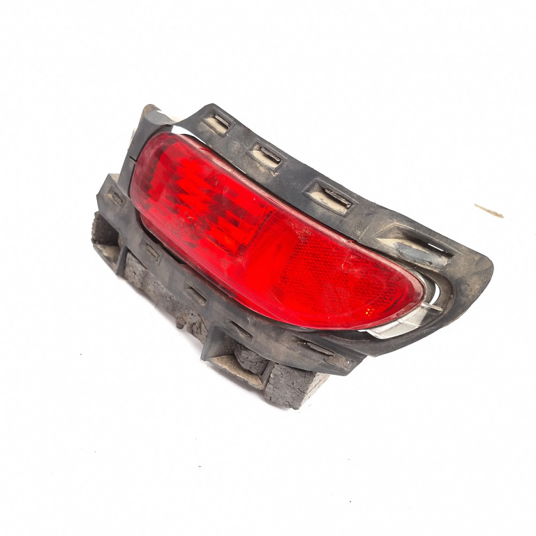 Lampa Stop Spate / Tripla Dreapta,bara Spate Opel CORSA C 2000 - 2006 89305081
