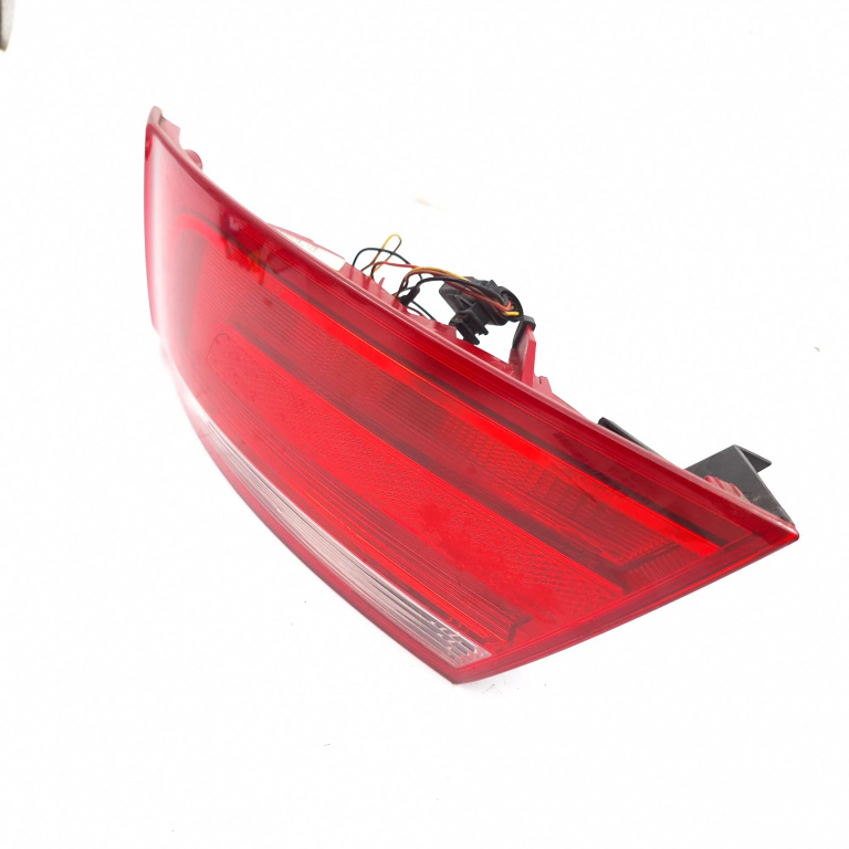 Lampa Stop Spate / Tripla Dreapta,caroserie Audi A5 (8T3, 8F7, 8TA) 2007 - 2016 Motorina 8T0945096, 8T0 945 096, AU484