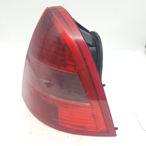 Lampa Stop Spate / Tripla Dreapta Citroen C5 (DC, DE, RC, RE) 2001 - 2008 Motorina 89034070, 8903407...