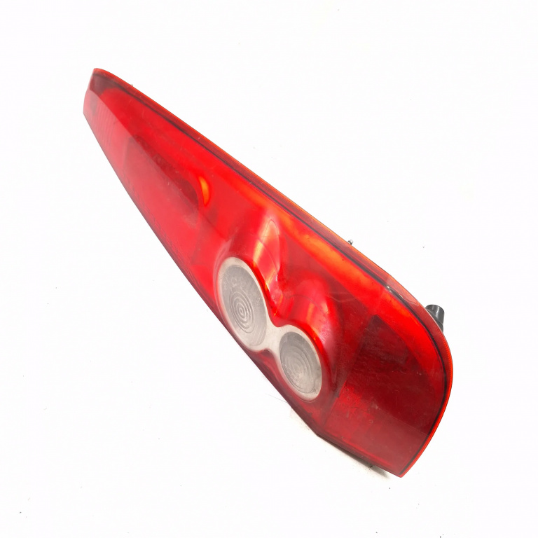 Lampa Stop Spate / Tripla Dreapta Ford Fiesta Mk 5 2002-2008 6S6113404A, 0374D