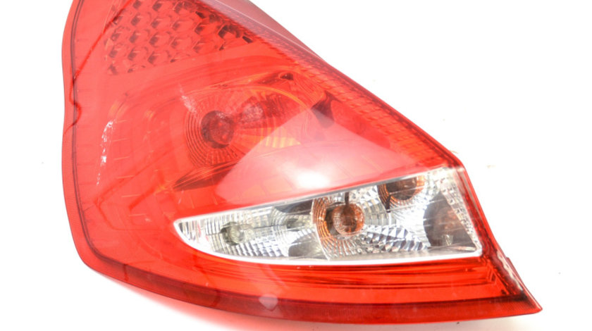 Lampa Stop Spate / Tripla Dreapta Ford FIESTA Mk 6 2008 - Prezent 8A6113405A, 8A61-13405-A, 8A61-13405, 8A6113405