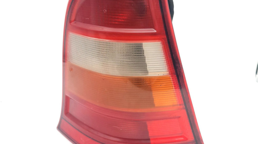 Lampa Stop Spate / Tripla Dreapta Mercedes-Benz A-CLASS (W168) 1997 - 2004 A1688200364, 1838200264