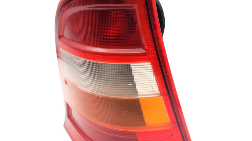 Lampa Stop Spate / Tripla Dreapta Mercedes-Benz A-CLASS (W168) 1997 - 2004 Benzina A1688200264R, 1688200264R, A 168 820 02 64 R, 168 820 0264 R, ULO3310R, ULO 3310 R