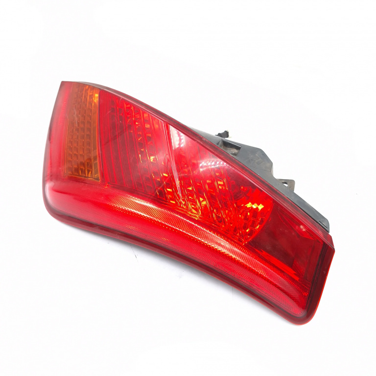 Lampa Stop Spate / Tripla Dreapta Nissan Murano 1 (Z50) 2004-2008 3.5 4X4 Benzina 22063779 Koito