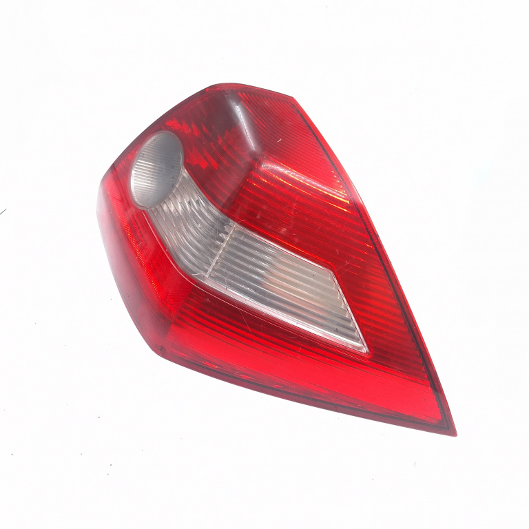 Lampa Stop Spate / Tripla Dreapta Renault Megane 2 2002-2010