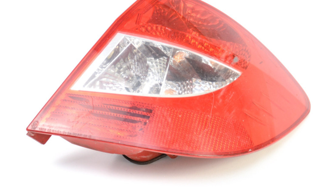 Lampa Stop Spate / Tripla Dreapta Renault SYMBOL 2 (LU1/2) 2008 - Prezent Benzina 8200700047