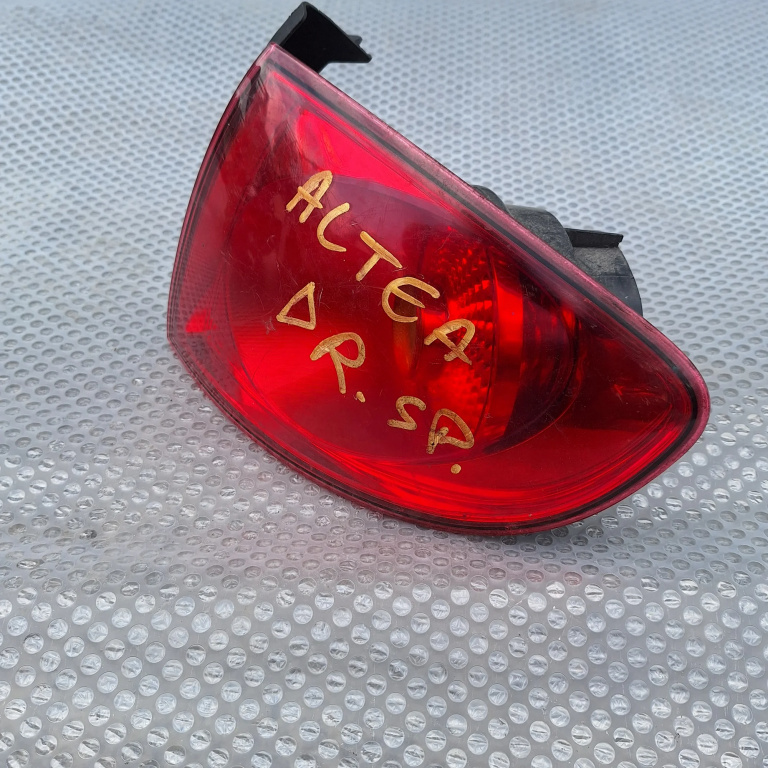 Lampa Stop Spate / Tripla Dreapta Seat Altea (5P1) 2004-2015 Caroserie 5P0945096D, 5P0945096, 5P0945112, Rs12A0201, E95452, 5P0945257A
