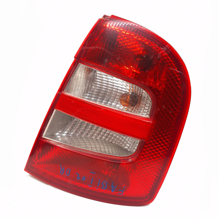 Lampa Stop Spate / Tripla Dreapta Skoda Fabia 1 1999-2007 Caroserie 6Y6945096B, 6Y6 945 096 B, 6Y6945096, 6Y6945112B, 6Y6 945 112 B, 6Y6945112, Xu3X13404Ab, Xu3X-13404 Ab