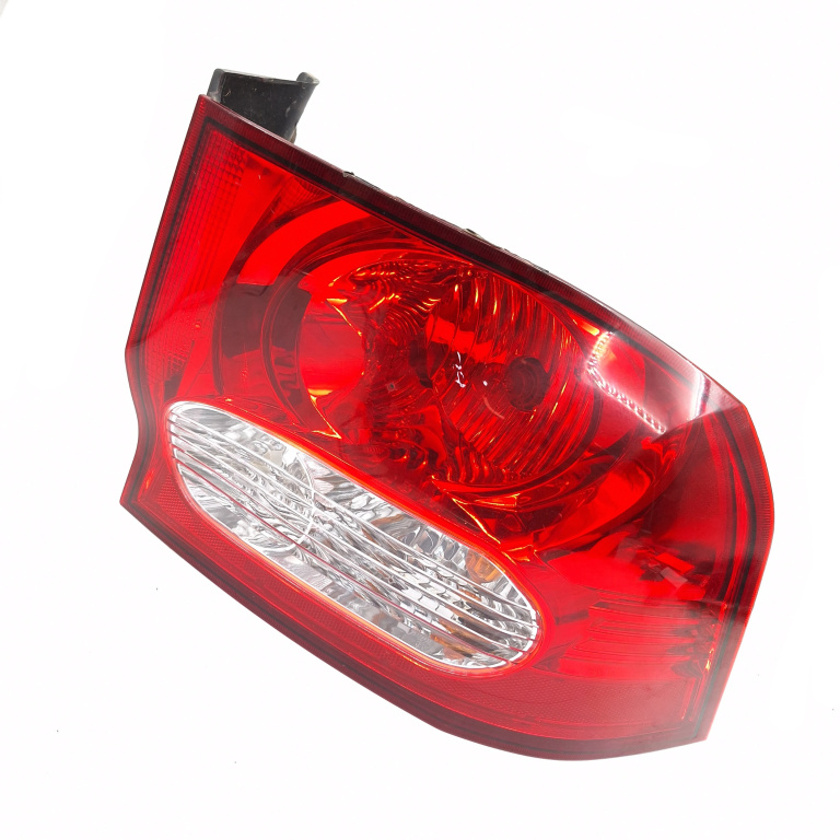 Lampa Stop Spate / Tripla Dreapta Ssangyong ACTYON 1 2005 - Prezent Motorina