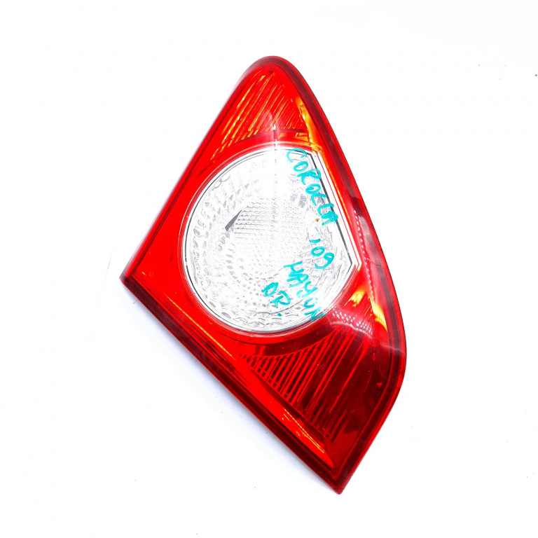 Lampa Stop Spate / Tripla Dreapta Toyota Corolla Verso 2004-2009 Haion