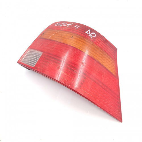 Lampa Stop Spate / Tripla Dreapta Vw Golf 4 1997-2004 Caroserie 1J6945096R, 1J6945096 Valeo