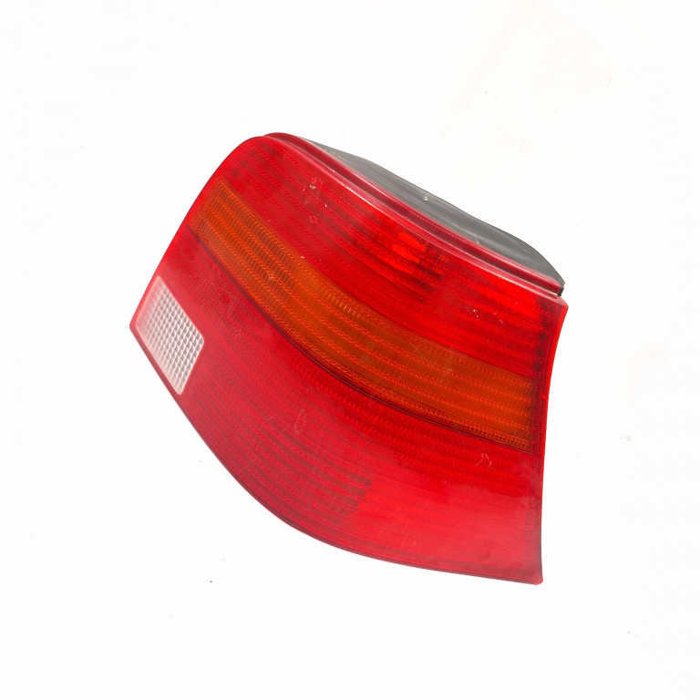 Lampa Stop Spate / Tripla Dreapta Vw Golf 4 1997-2004 1.4 16V Ahw Benzina Valeo