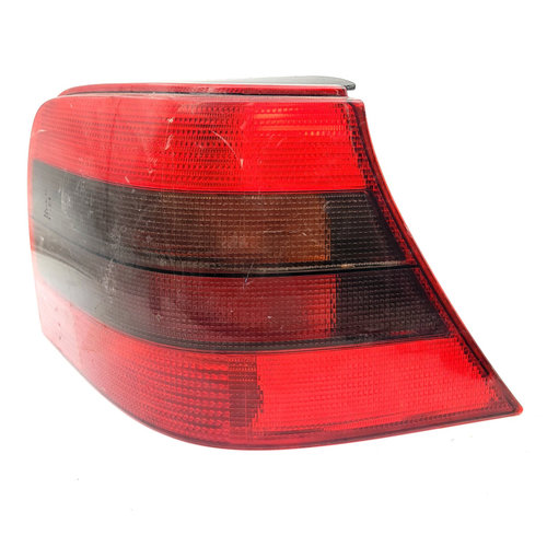 Lampa Stop Spate / Tripla Dreapta VW GOLF 4 1997 - 2004 1J6945112, 1J6 945 112 S, 1J6 945 112