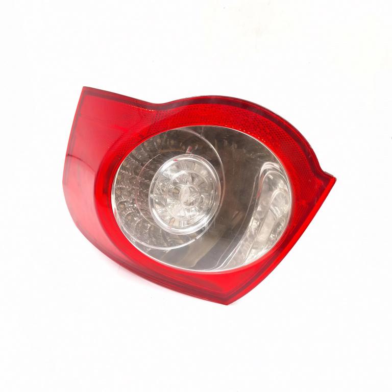 Lampa Stop Spate / Tripla Dreapta Vw Passat B6 2005-2010 3C9945096C