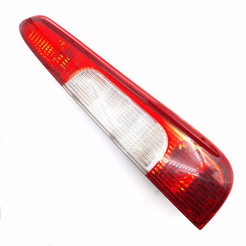 Lampa Stop Spate / Tripla Ford C-Max 1 2003-2010 Caroserie Dreapta 3M5113A602Aa, 3M51-13A602-Aa, 3M5...