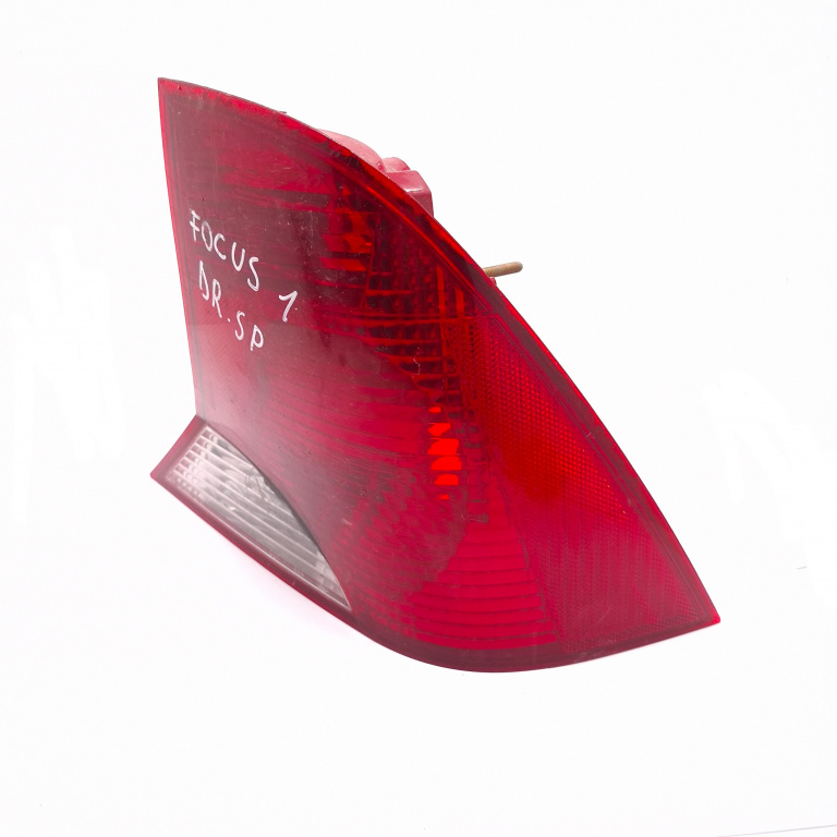 Lampa Stop Spate / Tripla Ford Focus Mk 1 1998-2004 Caroserie Dreapta Ys4X13440Ca, 1S4X13404Ba, Ys4X-13440-Ca