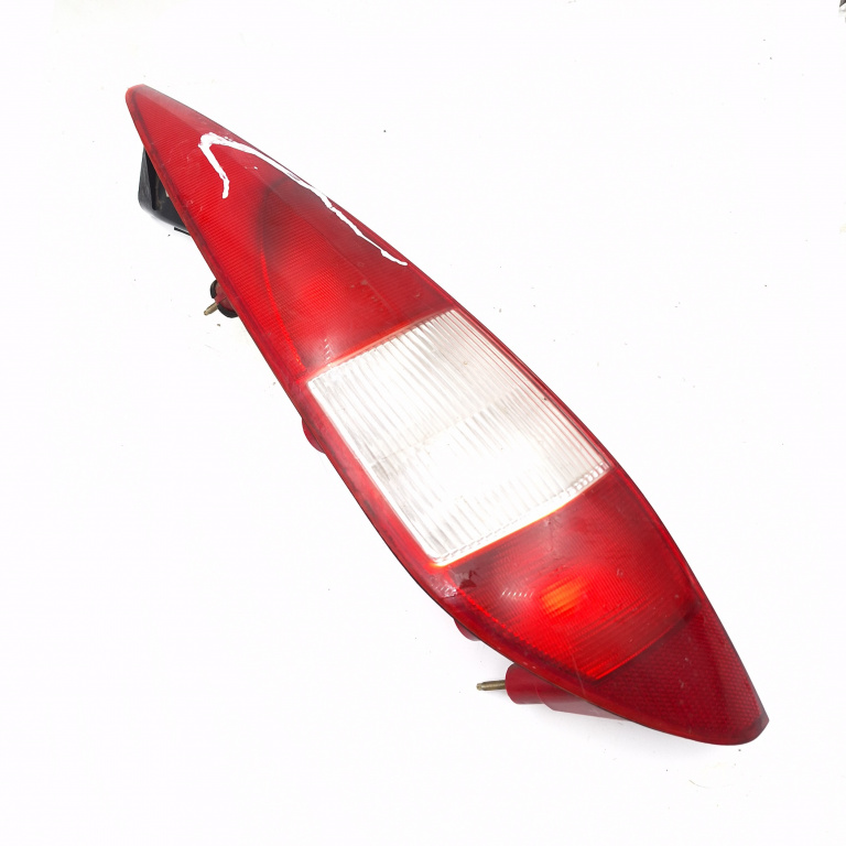 Lampa Stop Spate / Tripla Ford Mondeo Mk 3 2000-2007 Caroserie Stanga