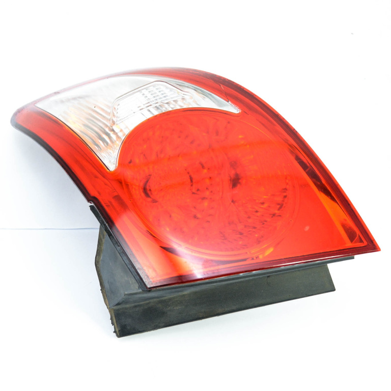 Lampa Stop Spate / Tripla Hyundai Santa Fe 2 (Cm) 2005 > 2.2 Crdi Gls 4X4 Motorina Dreapta 92402-2B000, 924022B000
