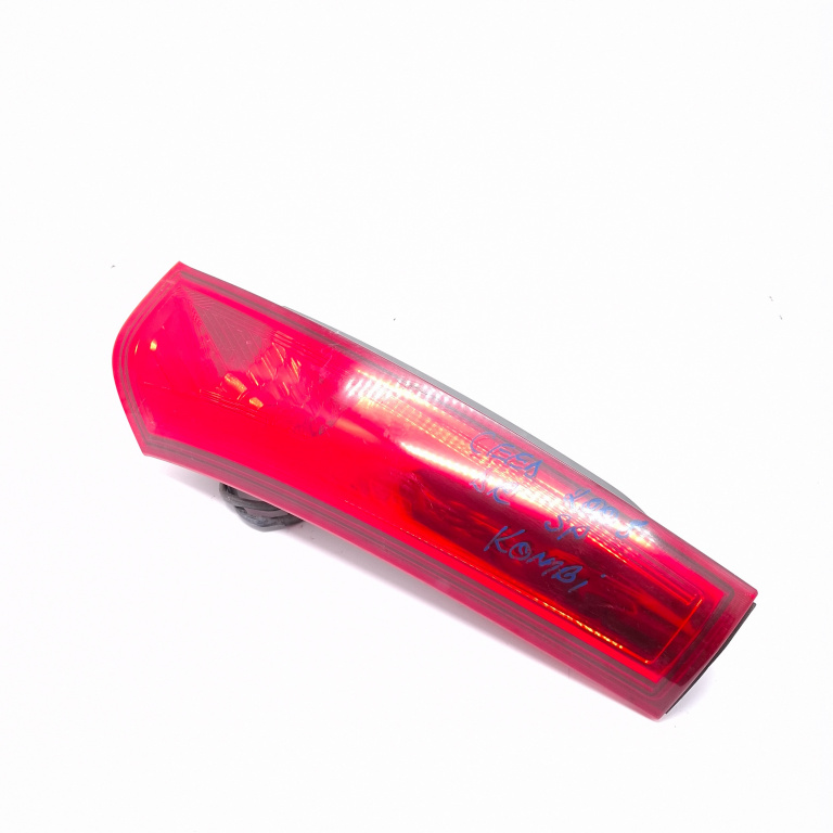 Lampa Stop Spate / Tripla Kia Ceed (Ed) 2006-2012 Caroserie Dreapta 924041H3, 92404-1H3, E132590, 167610 Kia