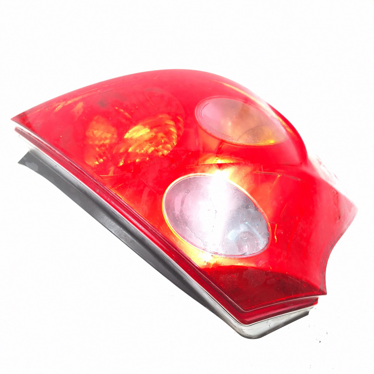 Lampa Stop Spate / Tripla Kia Ceed (Ed) 2006-2012 Caroserie Dreapta Stanga 165605L, 162253L Hella