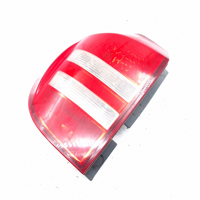 Lampa Stop Spate / Tripla Kia Ceed (Ed) 2006-2012 Caroserie Stanga 924011H3, 92401-1H3 Kia