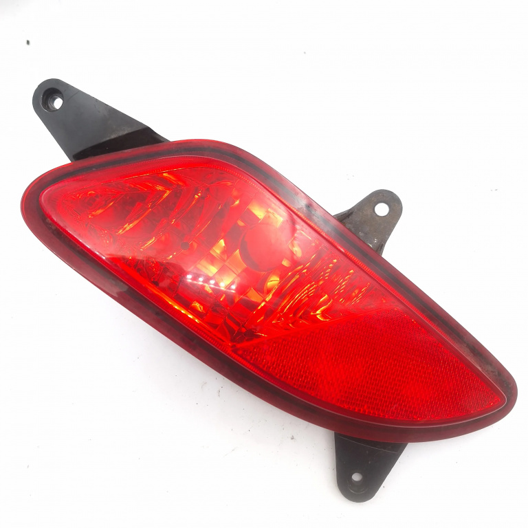 Lampa Stop Spate / Tripla Kia Ceed (Ed) 2006-2012 Bara Spate Dreapta 165829L Hella