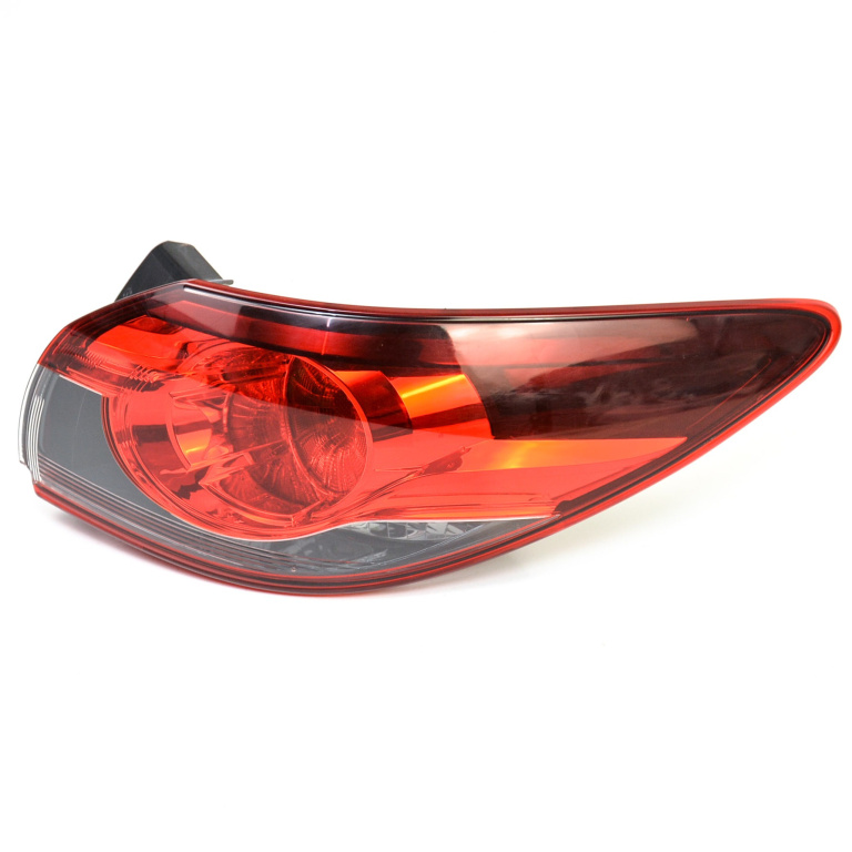 Lampa Stop Spate / Tripla Mazda 6 (Gj, Gh) 2012 > 2.2 D Shy1 Motorina Caroserie Dreapta Ghp9-51-150A, Ghp951-150A Koito