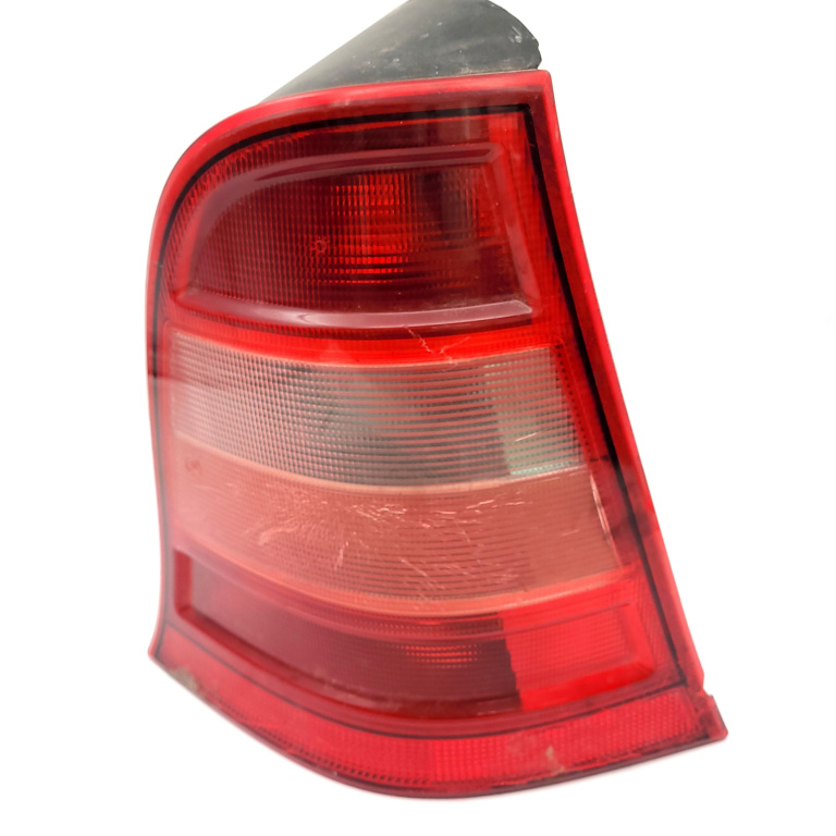 Lampa Stop Spate / Tripla Mercedes-Benz A-Class (W168) 1997-2004 A 140 (168.031, 168.131) M 166.940 Benzina Dreapta A1688201064, 1688201064, 3310596010