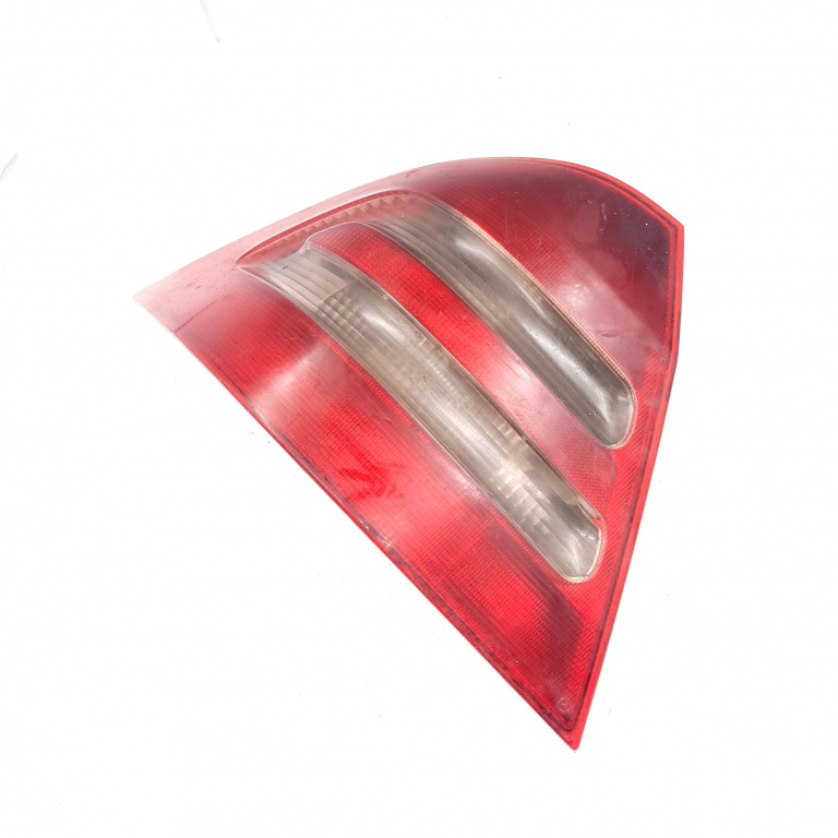 Lampa Stop Spate / Tripla Mercedes-Benz C-Class (W203) 2000-2007 Stanga Ulo3311L