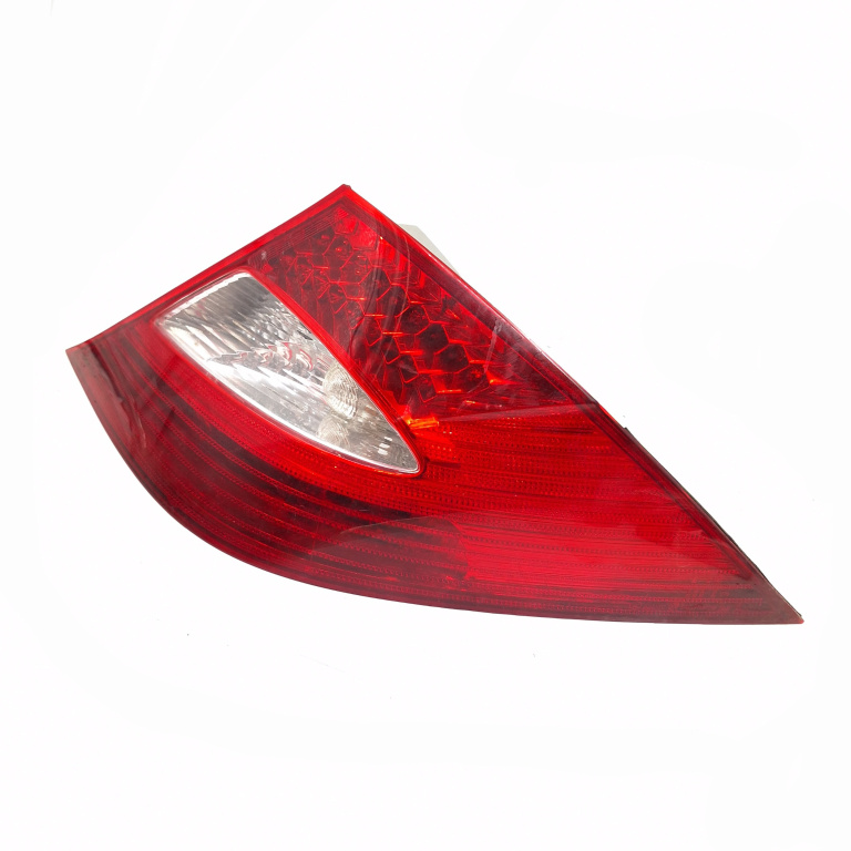 Lampa Stop Spate / Tripla Mercedes-Benz Cls (C219) 2004-2010 Dreapta 427122R, 427 122 R, 427182R, 427 182 R, 427102R, 427 102 R Schefenacker