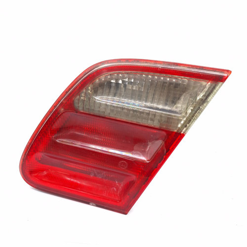 Lampa Stop Spate / Tripla Mercedes-Benz E-Class (W210) 1995-2003 Dreapta A2108203864, A 210 820 38 6...