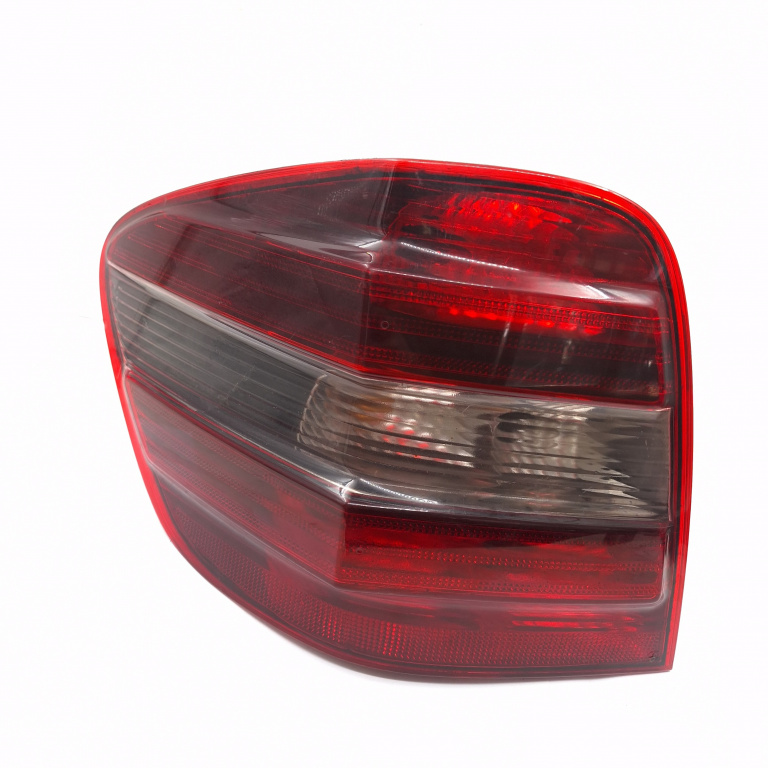 Lampa Stop Spate / Tripla Mercedes-Benz Ml / M-Class (W164) 2005-2011 Stanga 199345, 4041311