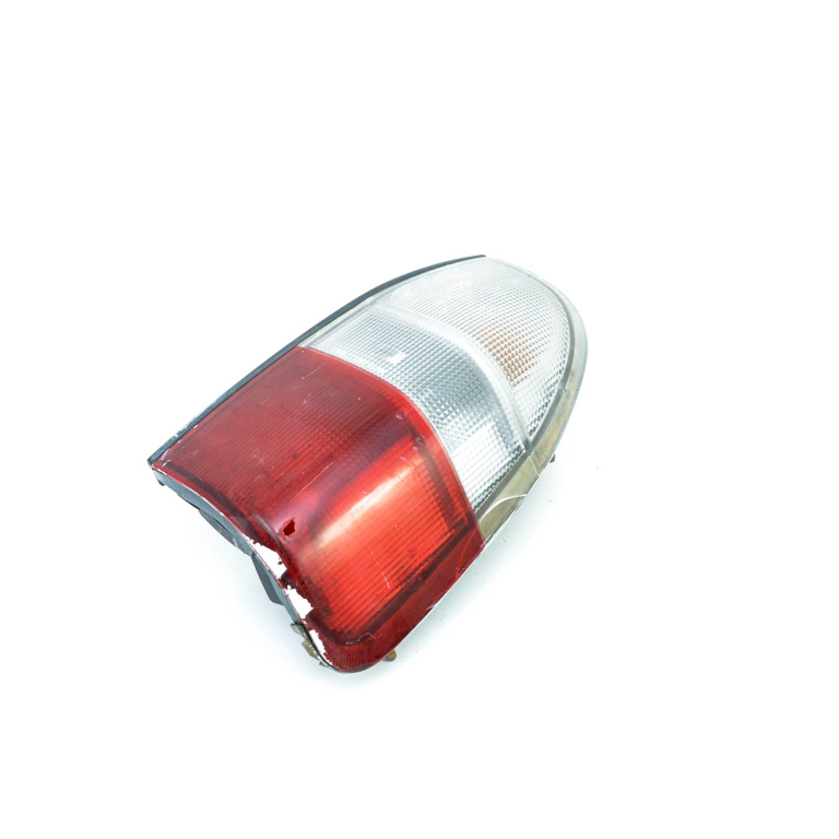 Lampa Stop Spate / Tripla Mitsubishi L 200 (K7T, K6T) 1996-2005 2.5 Td 4Wd (K74T) 4D56 T Motorina Dreapta 0431646, 043-1646, P1588 Stanley