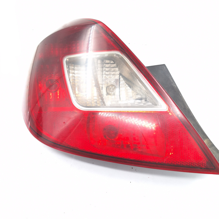 Lampa Stop Spate / Tripla Opel Corsa D 2006-2014 1.3 Cdti Z 13 Dte Motorina Stanga Rs1022A01, R-S1 02 2A01, F00Ar00, Ib02E95627