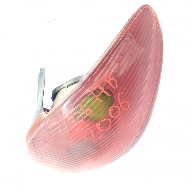 Lampa Stop Spate / Tripla Peugeot 206 1998-2013 Caroserie Dreapta