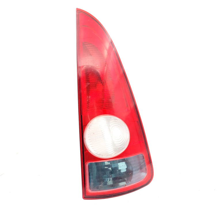Lampa Stop Spate / Tripla Renault Espace Mk 3 1996-2002 Caroserie Dreapta 8200027152, 820 002 7152 Renault
