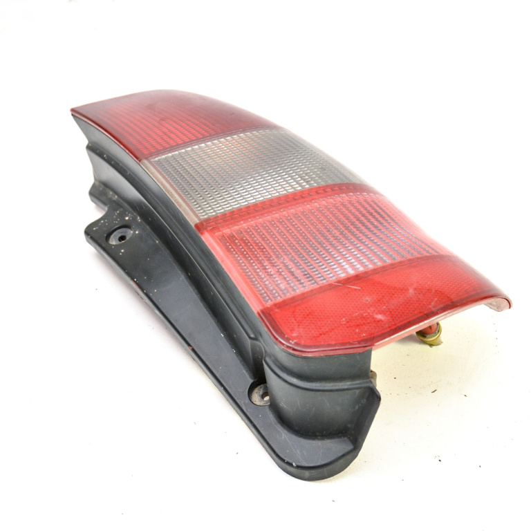 Lampa Stop Spate / Tripla Renault Espace Mk 3 1996-2002 Dreapta 287602
