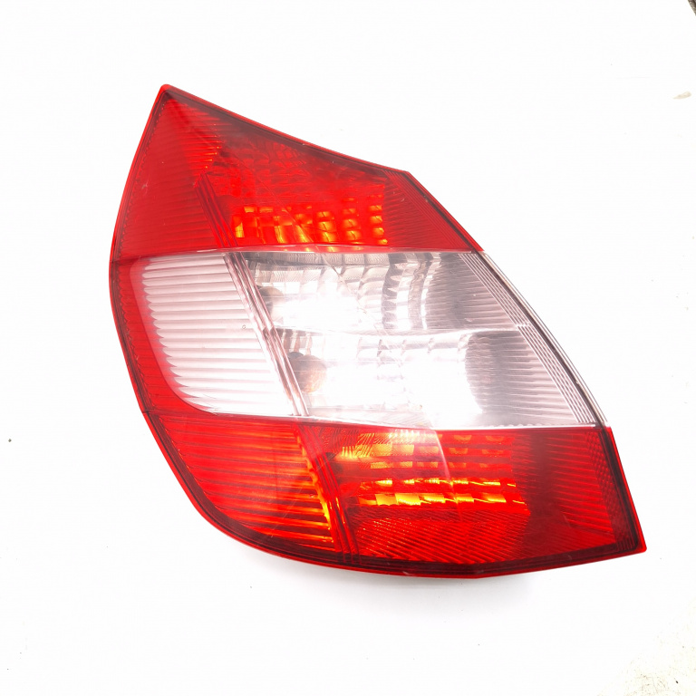Lampa Stop Spate / Tripla Renault Grand Scenic 2 2004-2022 Caroserie Stanga