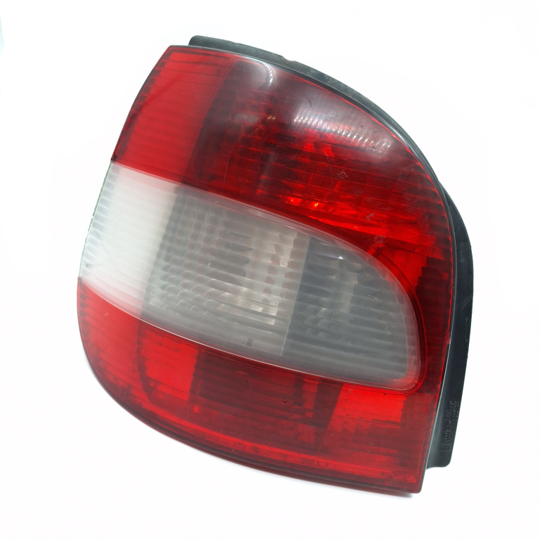 Lampa Stop Spate / Tripla Renault Scenic Rx4 2000-2003 Stanga 23416, 17051H Valeo