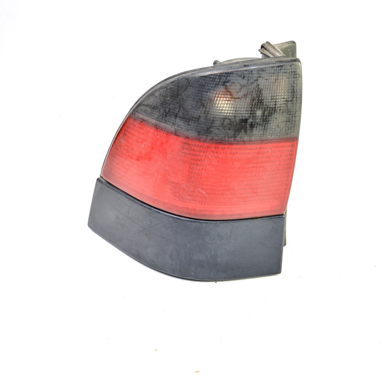 Lampa Stop Spate / Tripla Saab 9-5 (Ys3E) 1997-2009 Caroserie Stanga 4564456, 4564-456 Saab
