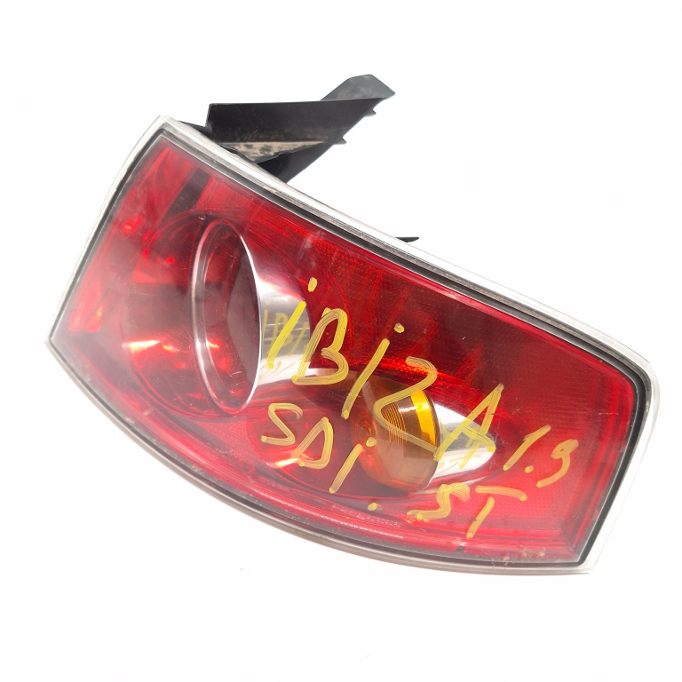 Lampa Stop Spate / Tripla Seat Ibiza Mk4 (6L) 2002-2008 Dreapta 6L6945096A, 6L6 945 096 A, 6L6945112, 6L6 945 112