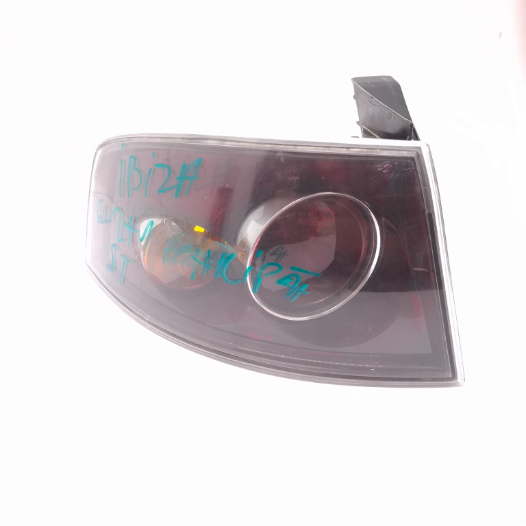 Lampa Stop Spate / Tripla Seat Ibiza Mk4 (6L) 2002-2008 Caroserie Stanga 6L6945095E, 6L6945111D, 6L6945095D, 6L6945111C, 249700