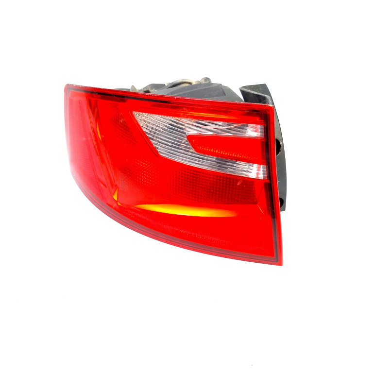 Lampa Stop Spate / Tripla Seat Toledo 4 (Kg3) 2012 > 1.6 Tdi Cayc Motorina Stanga 18489601, 184 896-01