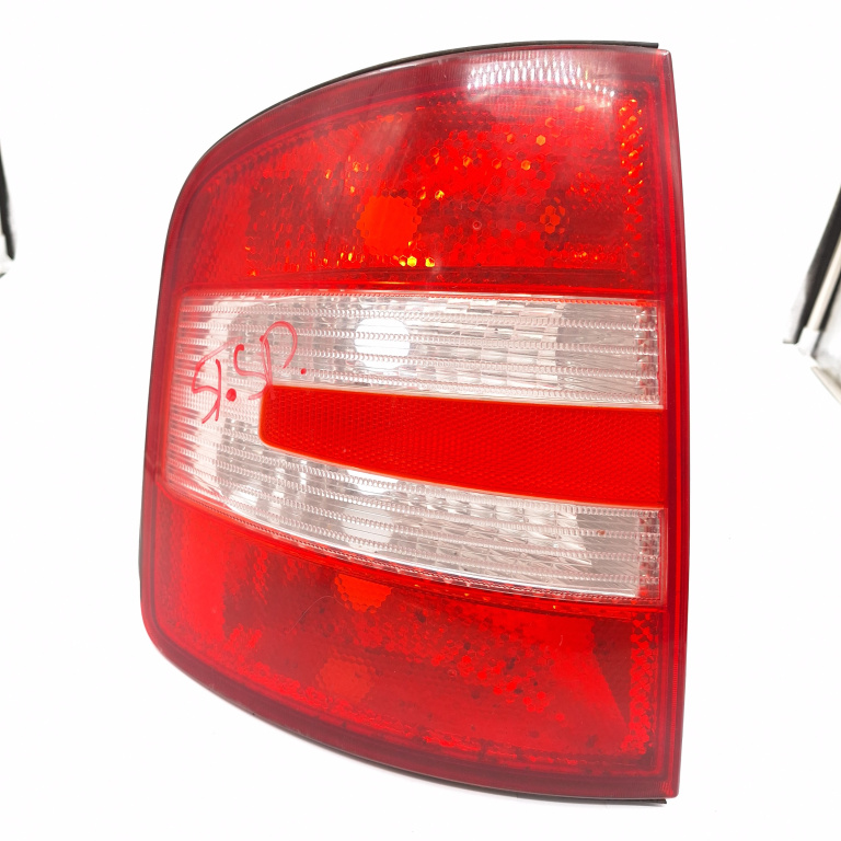 Lampa Stop Spate / Tripla Skoda Fabia 1 1999-2007 Stanga 6Y9945095E, 6Y9 945 095 E, 6Y9945111D, 6Y9 945 111 D, 6Y9945111B, 6Y9 945 111 B, 5Sqx13405Ba, 5Sqx-13405-Ba, Yu3X13A603Aab, Yu3X-13A603-Aab Autopal
