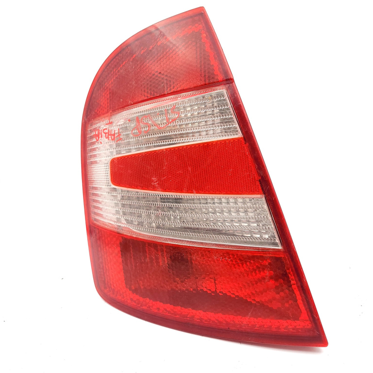 Lampa Stop Spate / Tripla Skoda Fabia 1 1999-2007 Caroserie Stanga Zsb6Y6945095D, 6Y6945111C, Zb 6Y6 945 095 D, 6Y6 945 111 C, 550N-3403